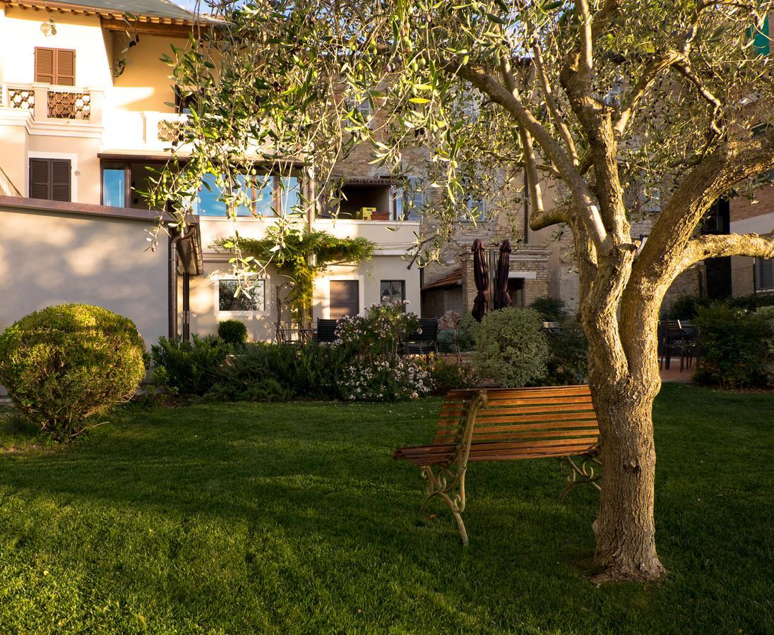 La Rocca Guest House & Spa Montefalco Eksteriør bilde